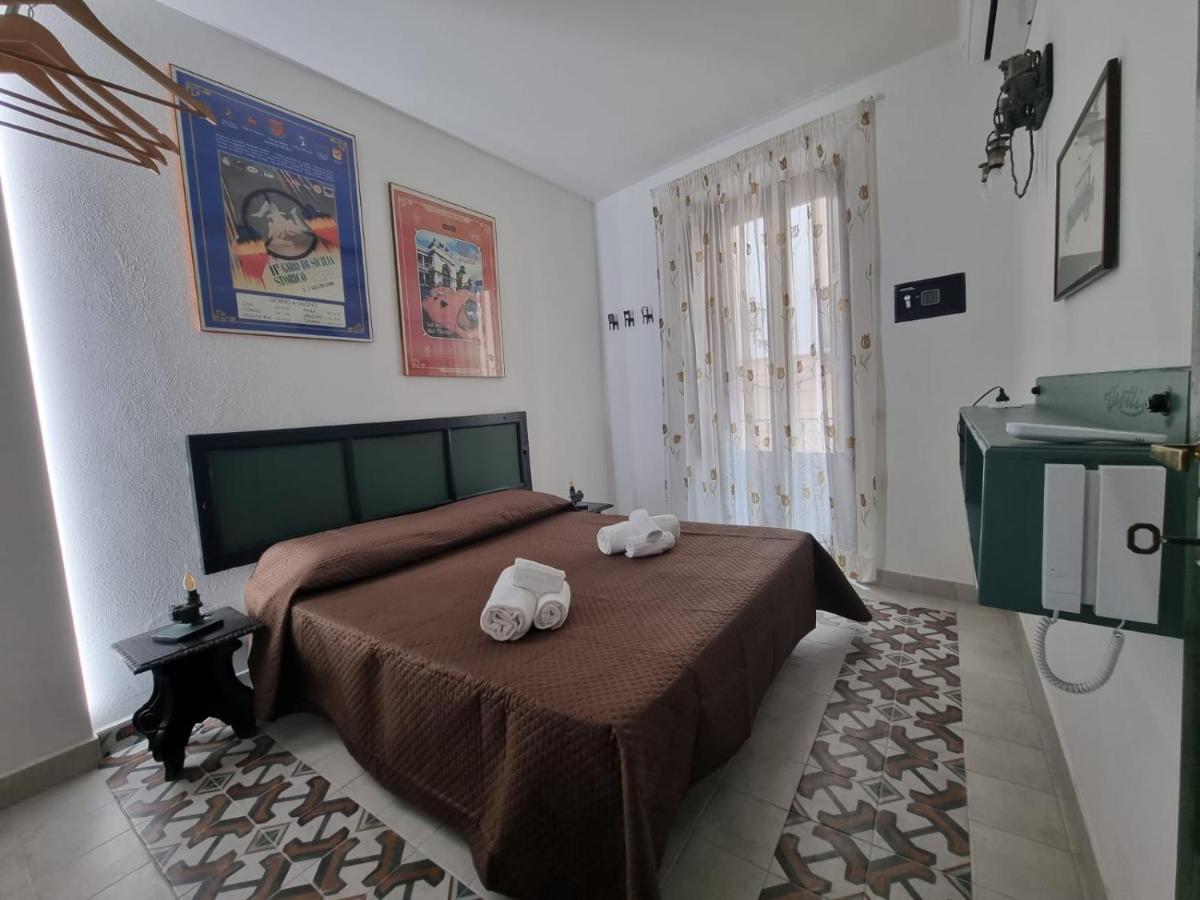 Casa Viotti Le Fuoriserie Palermo Dış mekan fotoğraf